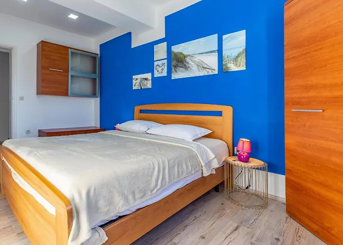 公寓 3 Bedroom In 普拉