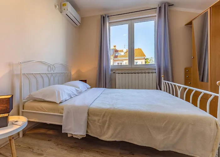 3 Bedroom In Pula